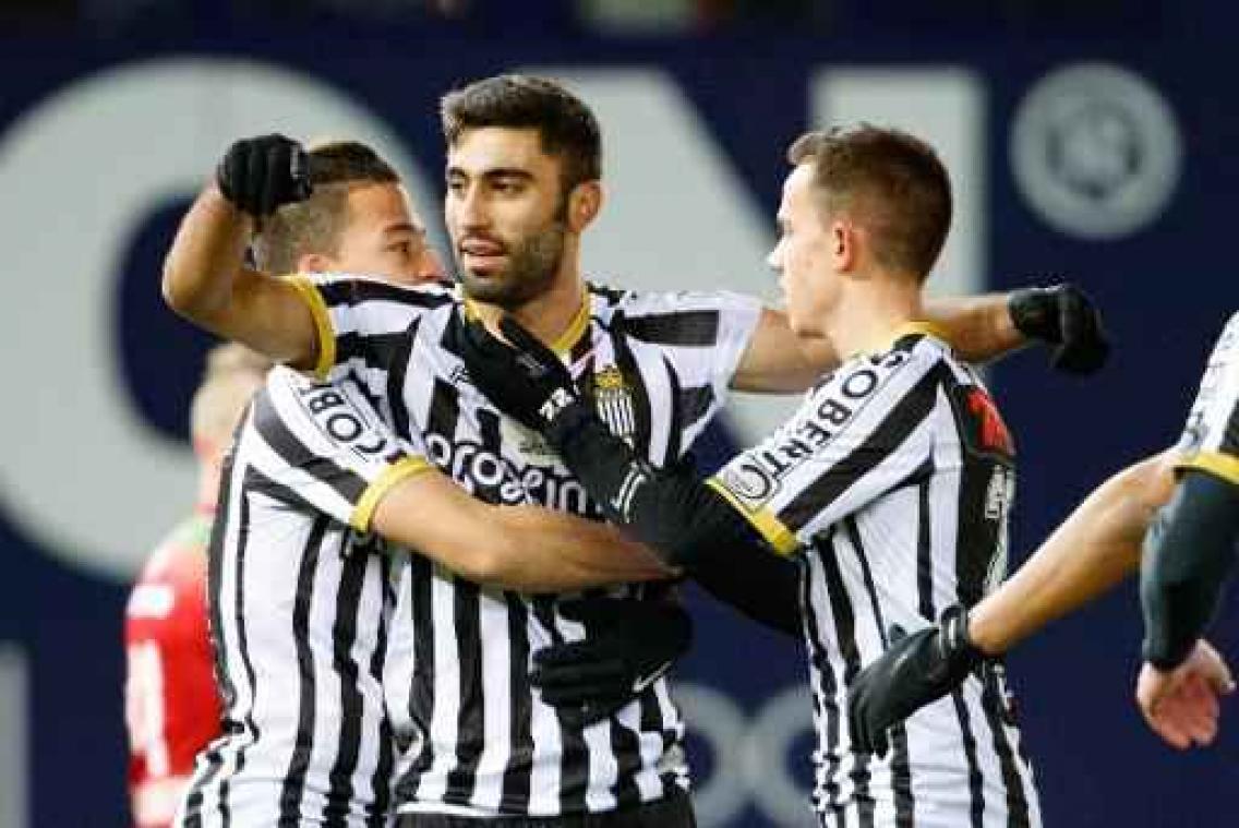 Jupiler Pro League - Zulte Waregem sluit 2017 af met het schaamrood op de kaken