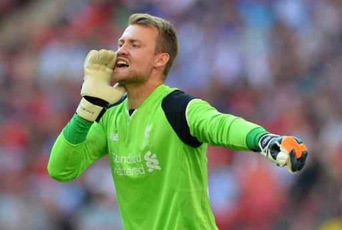 Belgen in het buitenland - Liverpool viert 200e partij van Mignolet en Coutinho met ruime zege tegen Swansea