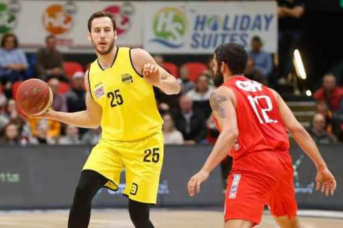 Euromillions Basket League - Oostende laat Charleroi geen kans in topper, Bergen staat alleen 2e na zege tegen Aalst