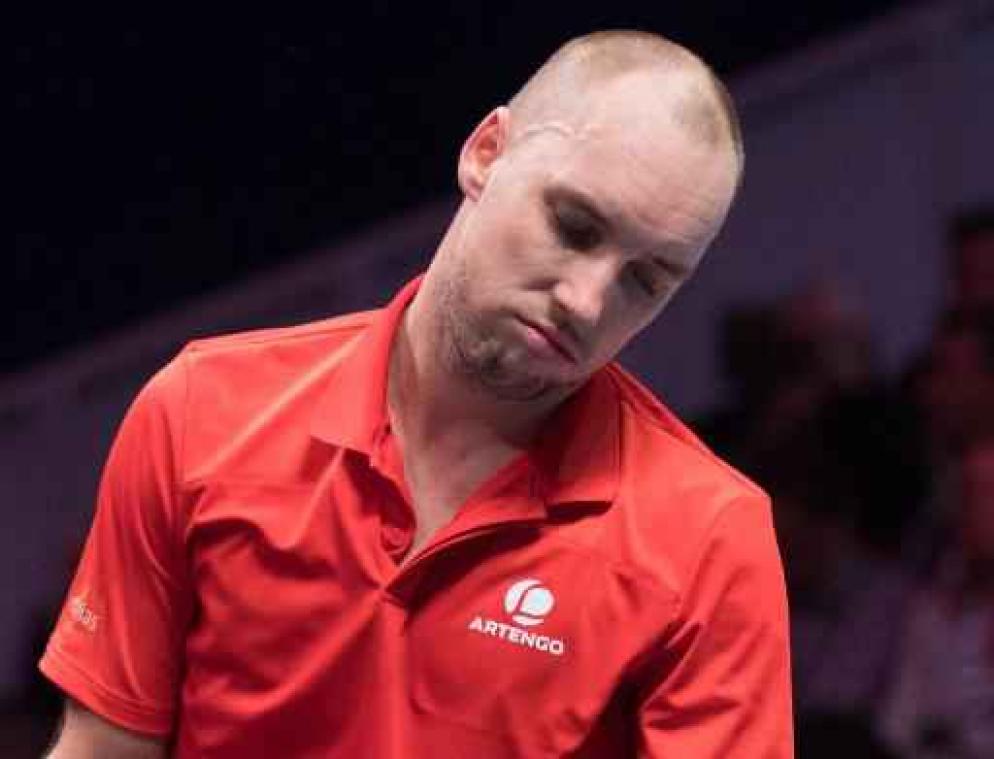 Elleboog blijft Steve Darcis parten spelen