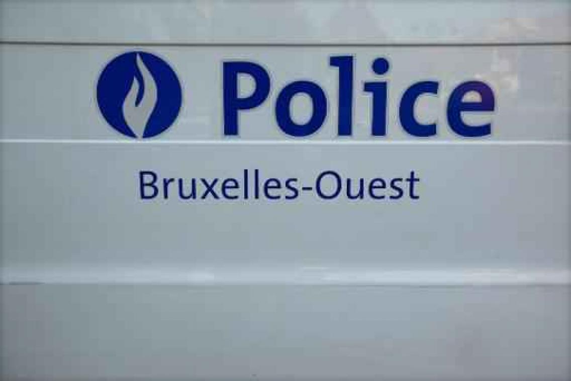 Vrachtwagenchauffeur in elkaar geslagen door groep jongeren in Molenbeek