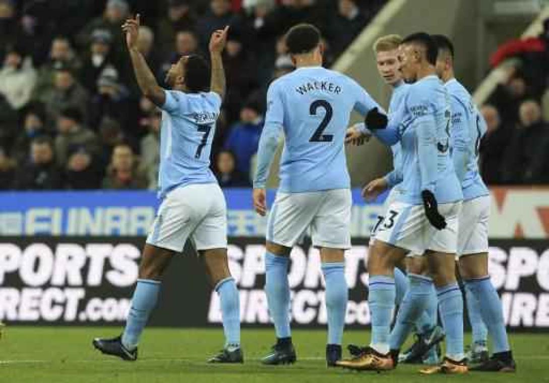 Belgen in het buitenland - Man City wint bij Newcastle, maar ziet Kompany opnieuw geblesseerd uitvallen
