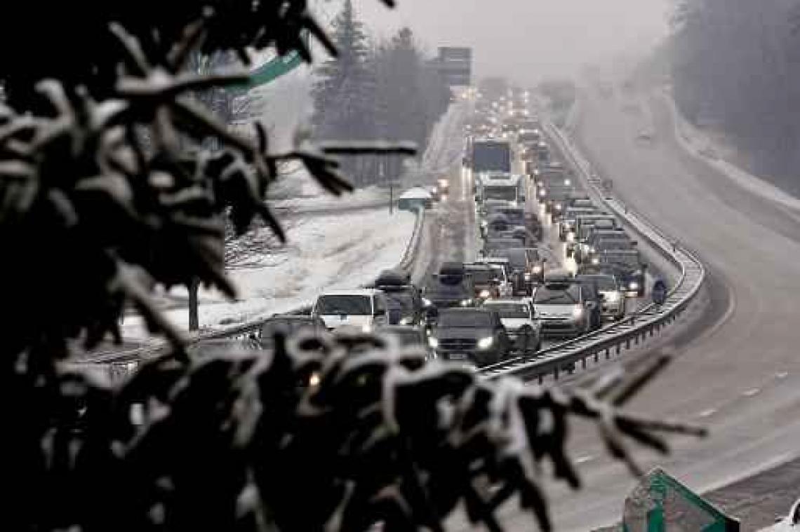 Urenlange files bij Franse wintersportgebieden