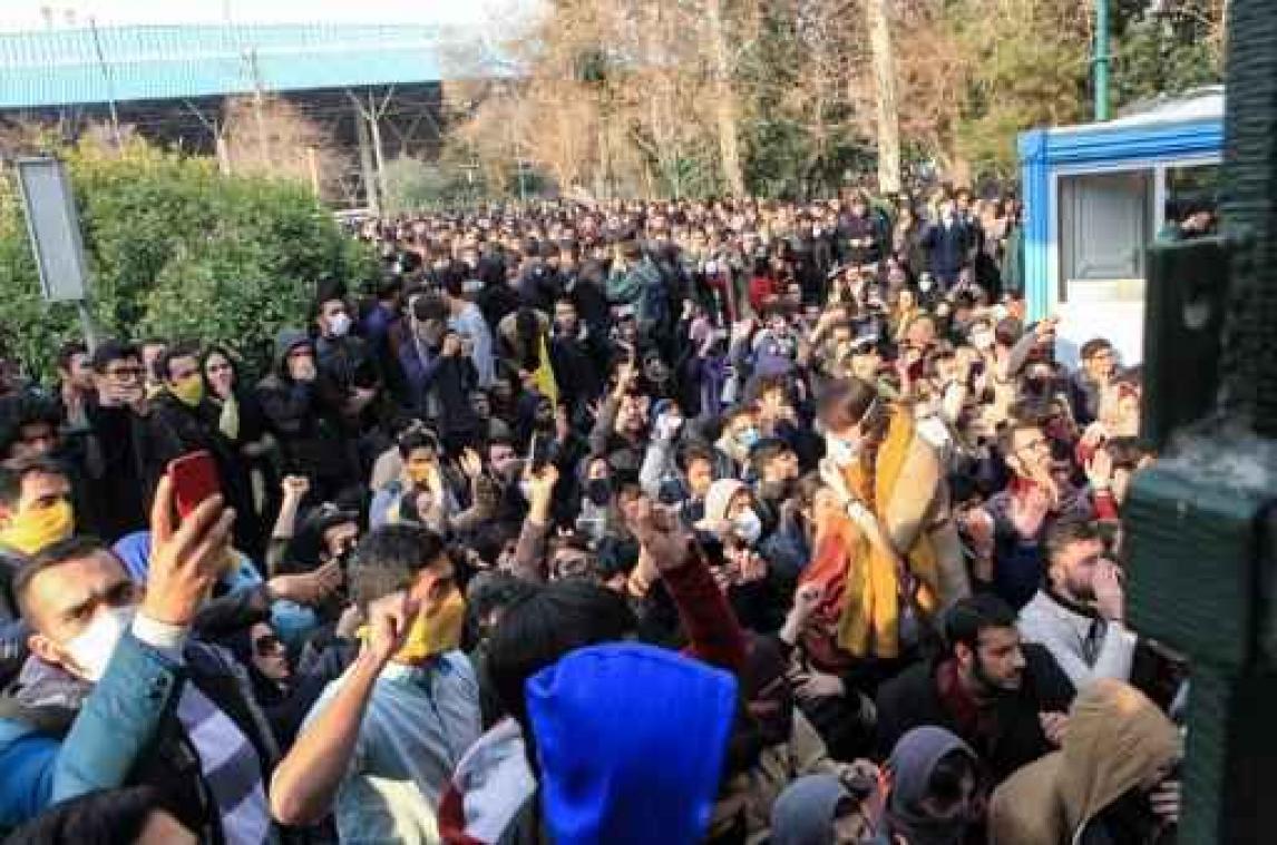 Betogingen in Iran: toegang tot sociale media teruggeschroefd