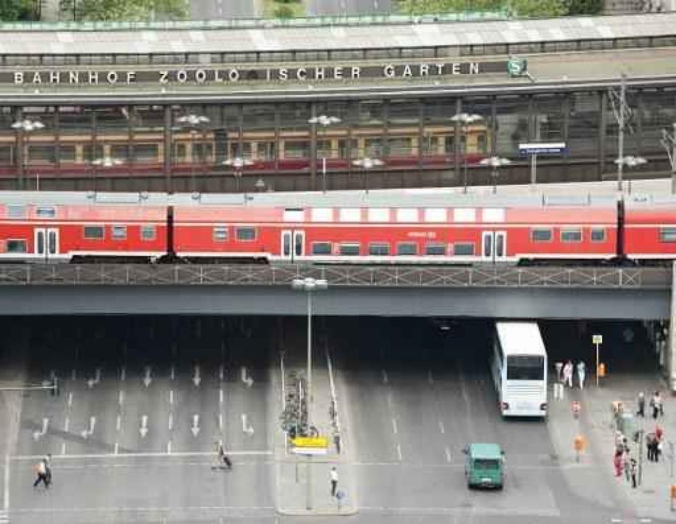 Treinstation Bahnhof Zoo geëvacueerd na brand