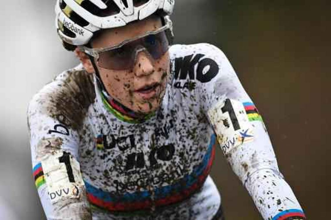 DVV Trofee veldrijden: Sanne Cant vertrekt met zorgen op stage