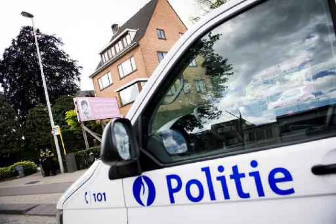 Twaalfjarige dealer gevat met aanzienlijke dosis drugs in Charleroi