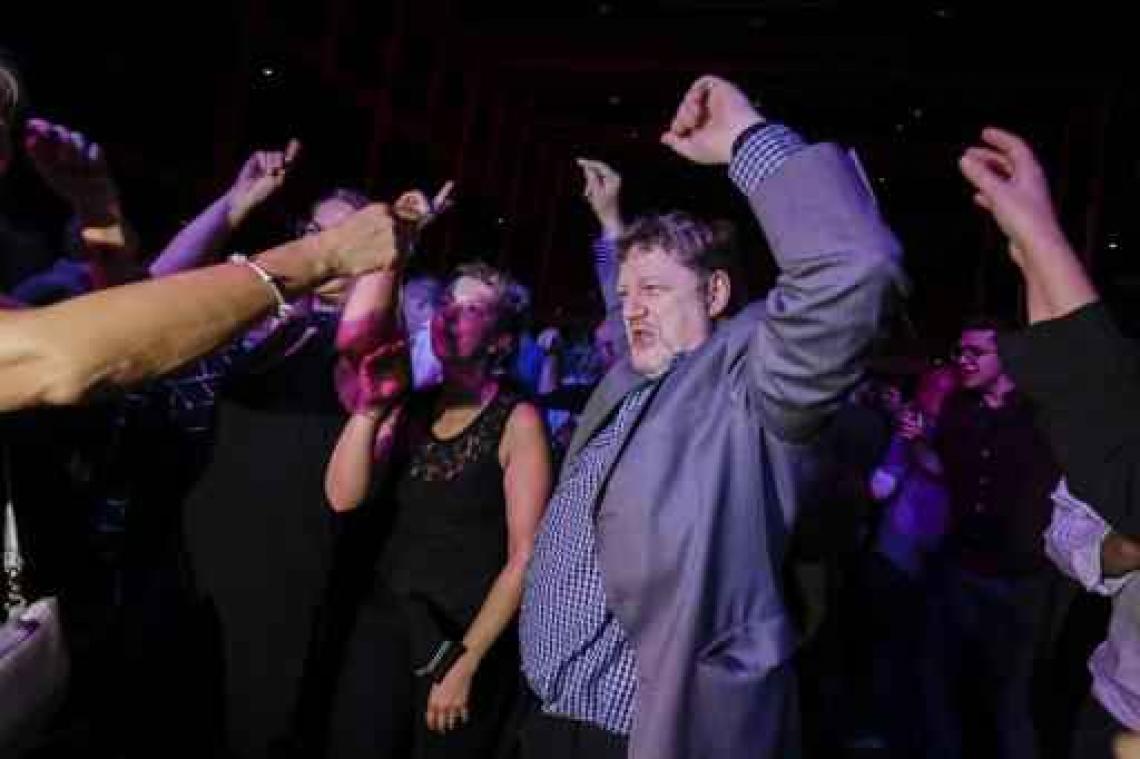 Traditionele ambtenarenbal trekt meer dan 1.000 feestvierders