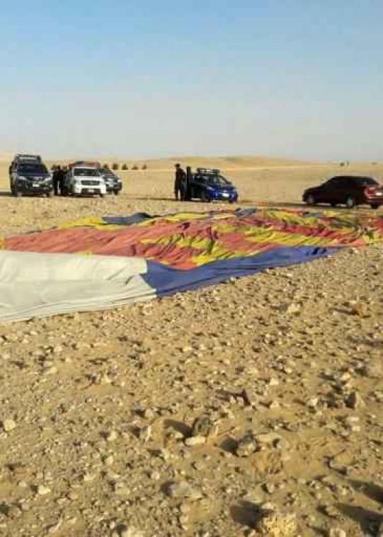 Toerist komt om bij noodlanding luchtballon in Egypte