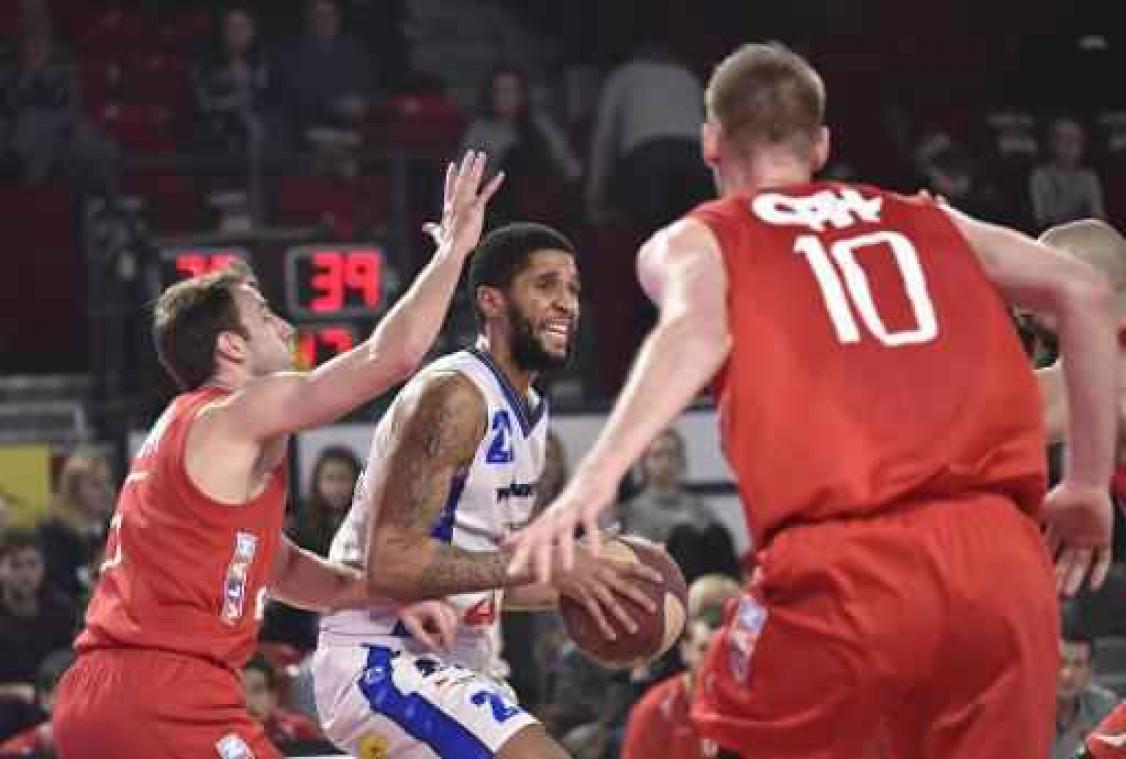 EuroMillions Basket League - Charleroi kan eindelijk nog eens winnen, Aalst klopt Brussels