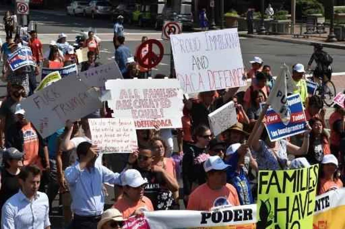 Rechter blokkeert Trumps intrekking Dreamers-programma: "schandalig"