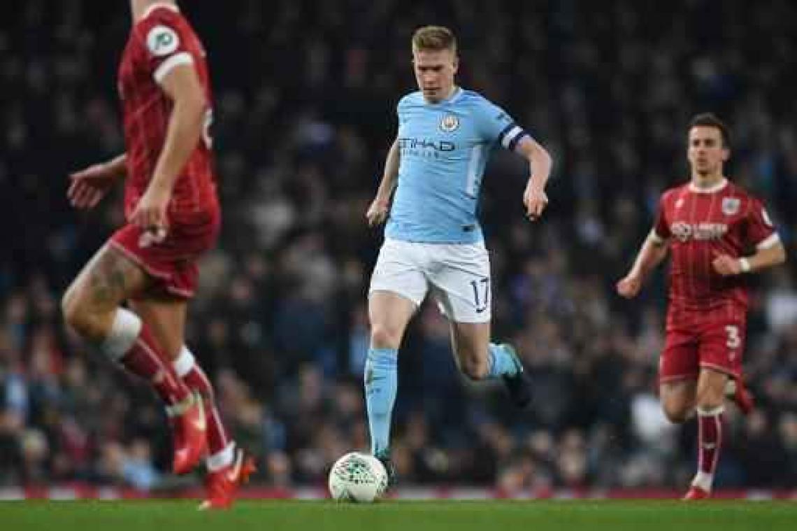 Kevin De Bruyne en Eden Hazard opgenomen in UEFA Fans' Team van het Jaar
