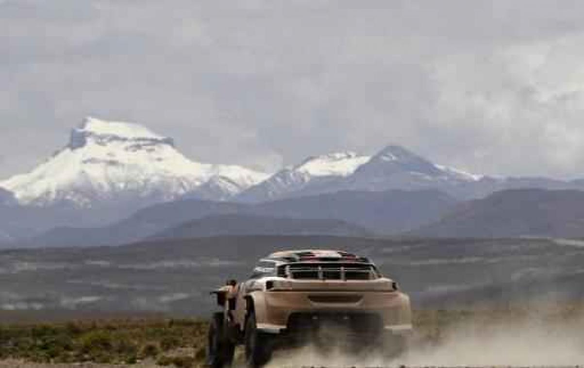 Dakar 2018 - Stéphane Peterhansel wint achtste etappe, Carlos Sainz blijft leider