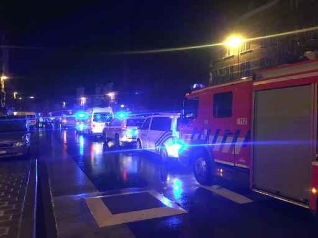 Explosie Antwerpse Paardenmarkt - Vijf gewonden krijgen verzorging, mogelijk nog slachtoffers onder puin