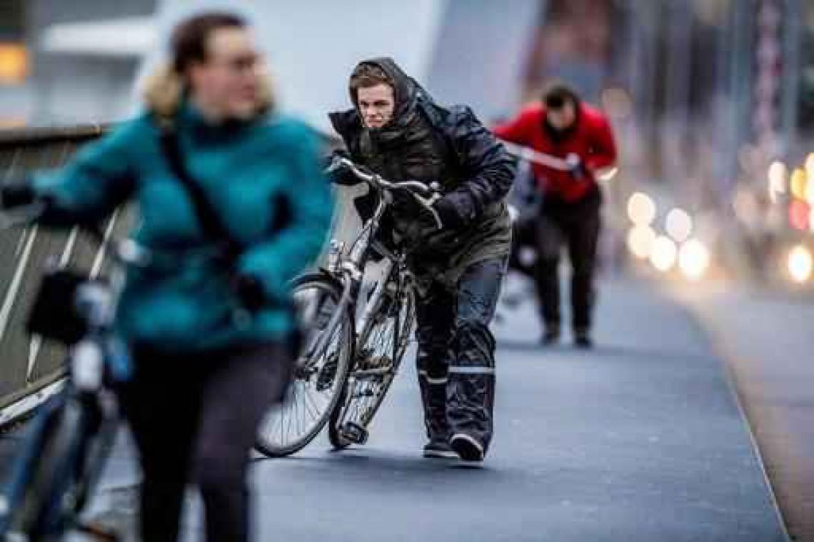 Code rood voor groot deel van Nederland