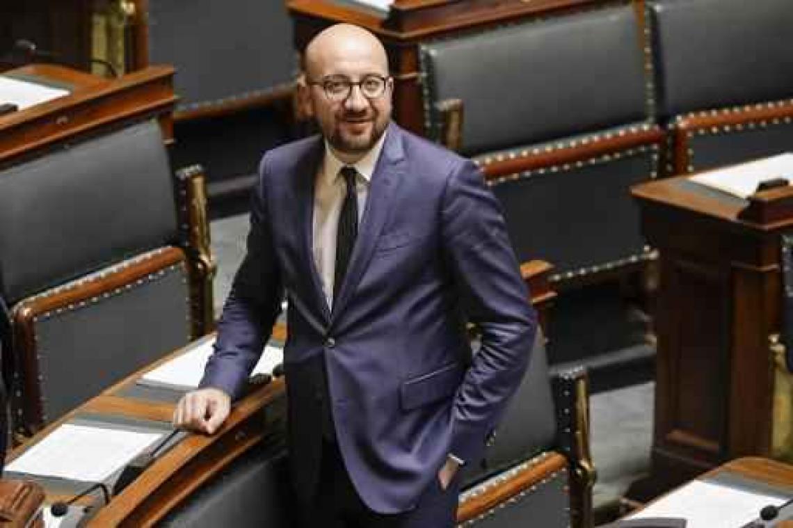 Premier Michel schiet met scherp op voorganger