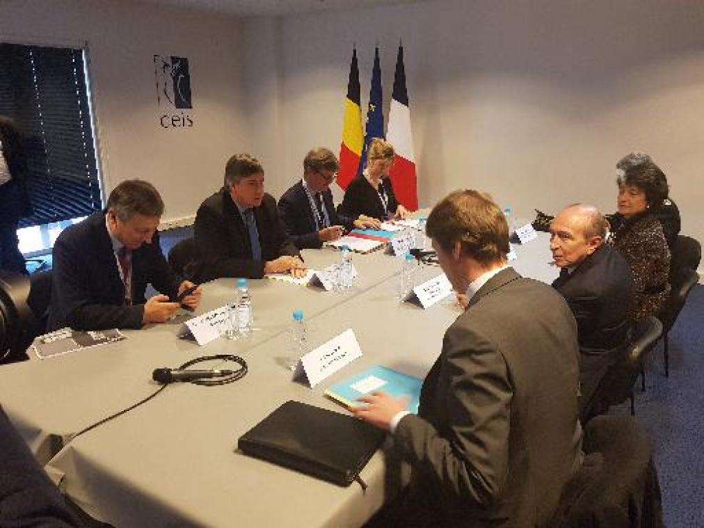 Jambon maakt veiligheidsafspraken met Franse minister