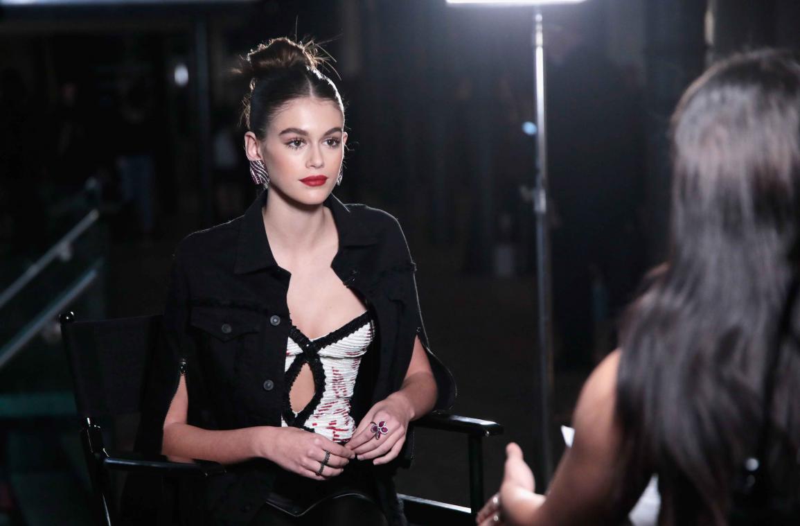 Dochter van Cindy Crawford debuteert op de catwalk