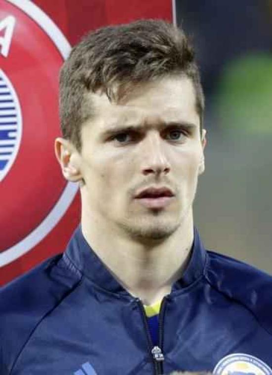 Standard haalt Bosnische international als eerste wintertransfer