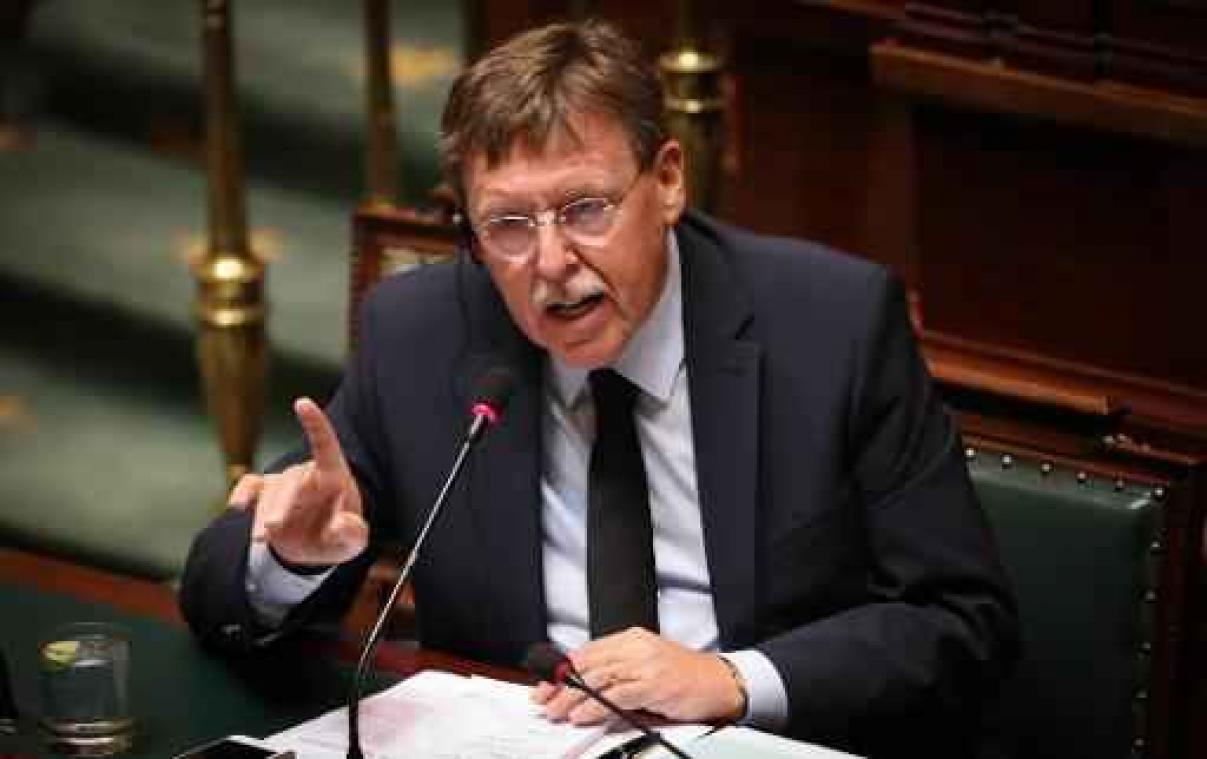 N-VA Gent heeft bemiddelaar nodig, partijtop wil Bracke als lijstduwer