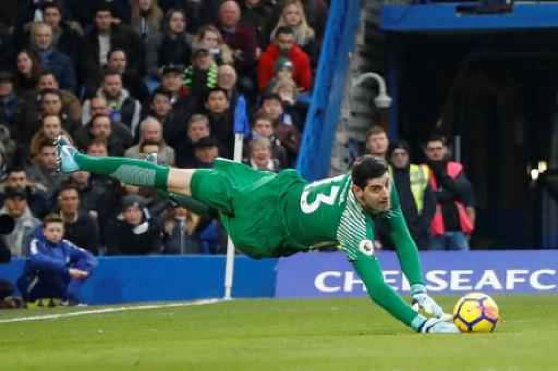 Belgen in het buitenland - Thibaut Courtois mist ook duel met Newcastle