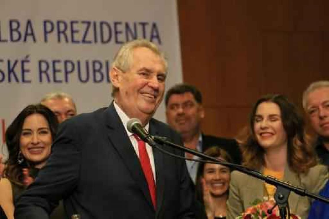 Presidentsverkiezingen Tsjechië - Eurosceptische Zeman mag tweede ambstermijn aanvatten