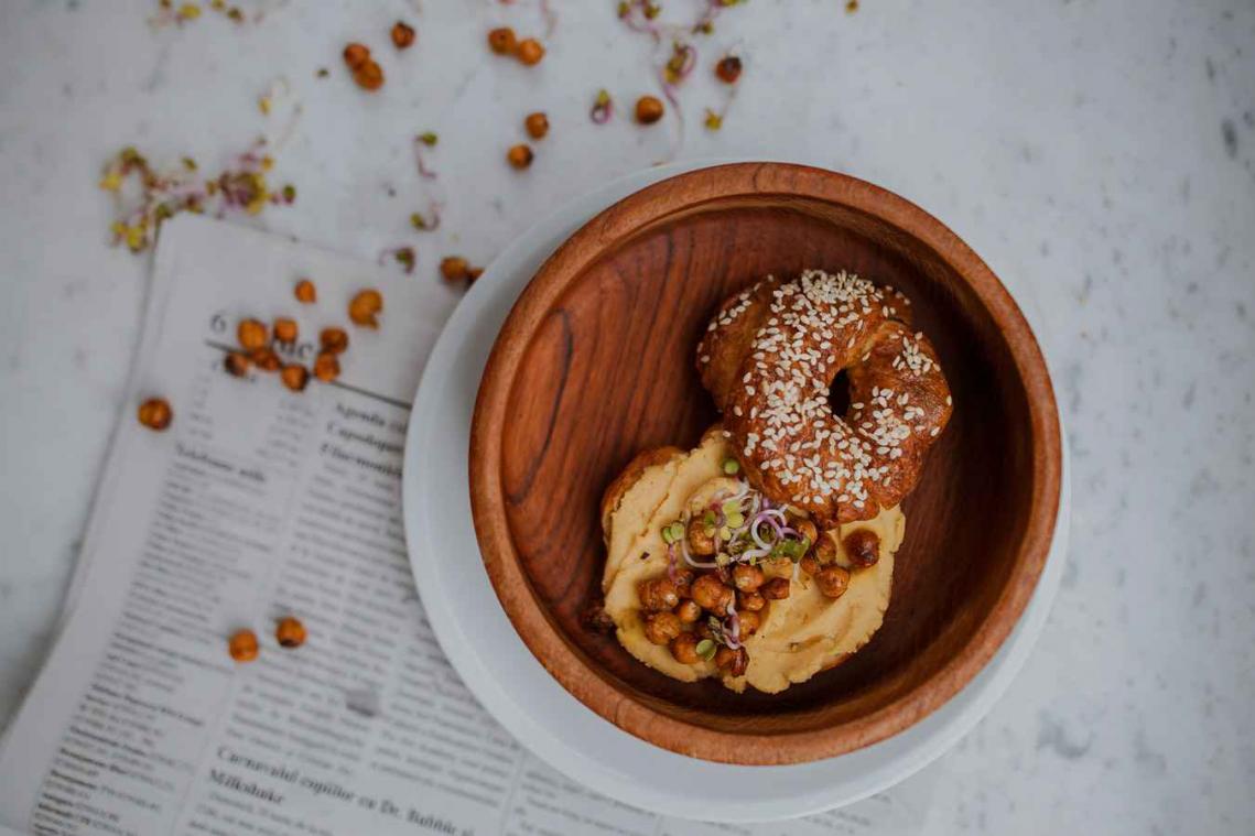 Ai: hummus wordt fors duurder