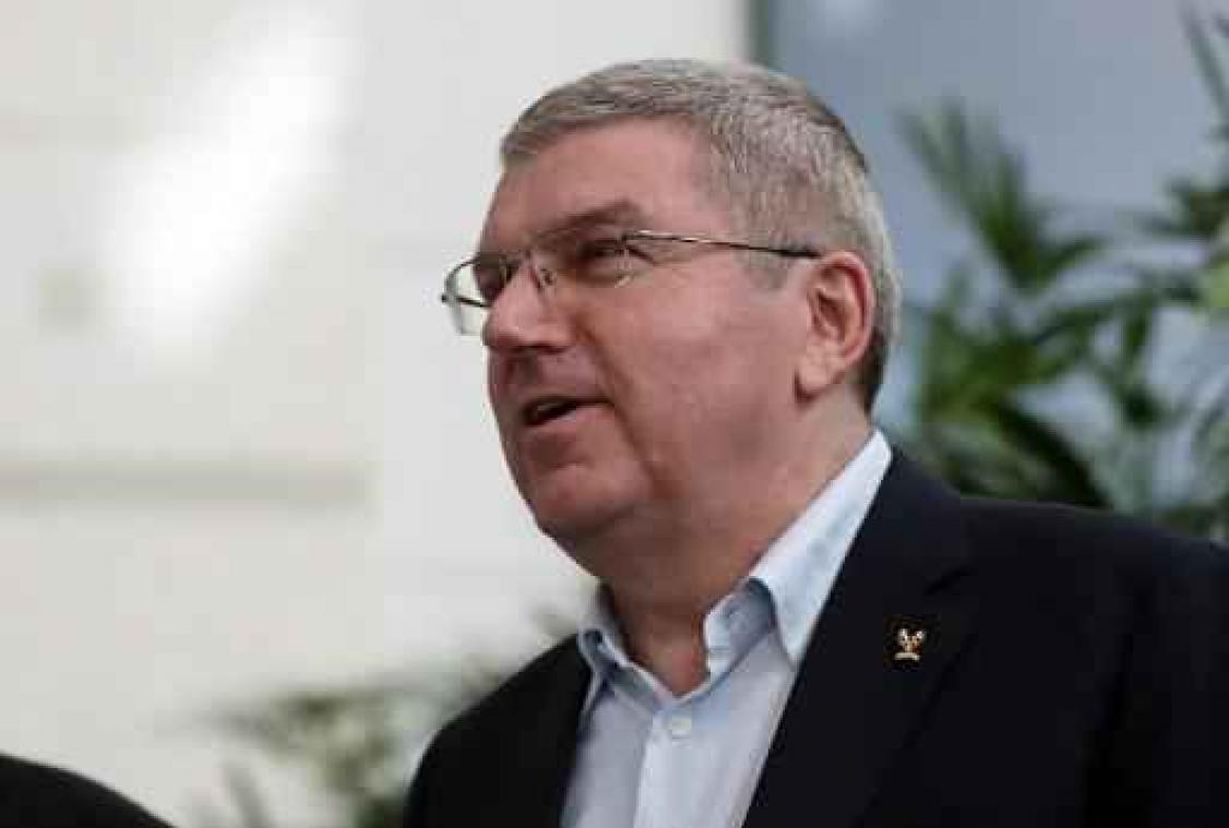 OS 2018 - IOC-voorzitter Bach zet voet op Zuid-Koreaanse bodem