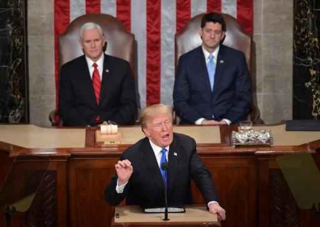 State of the Union - Trump tekent decreet om gevangenis van Guantanamo langer open te houden