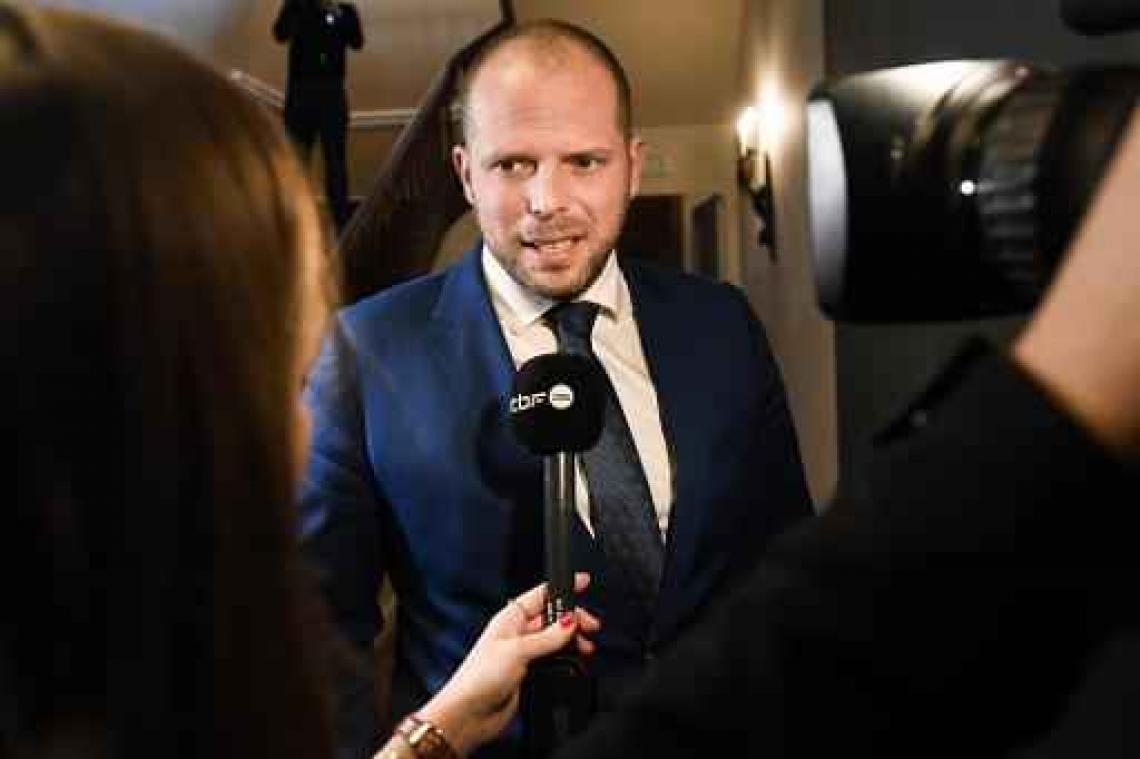 Theo Francken wil eigen school oprichten
