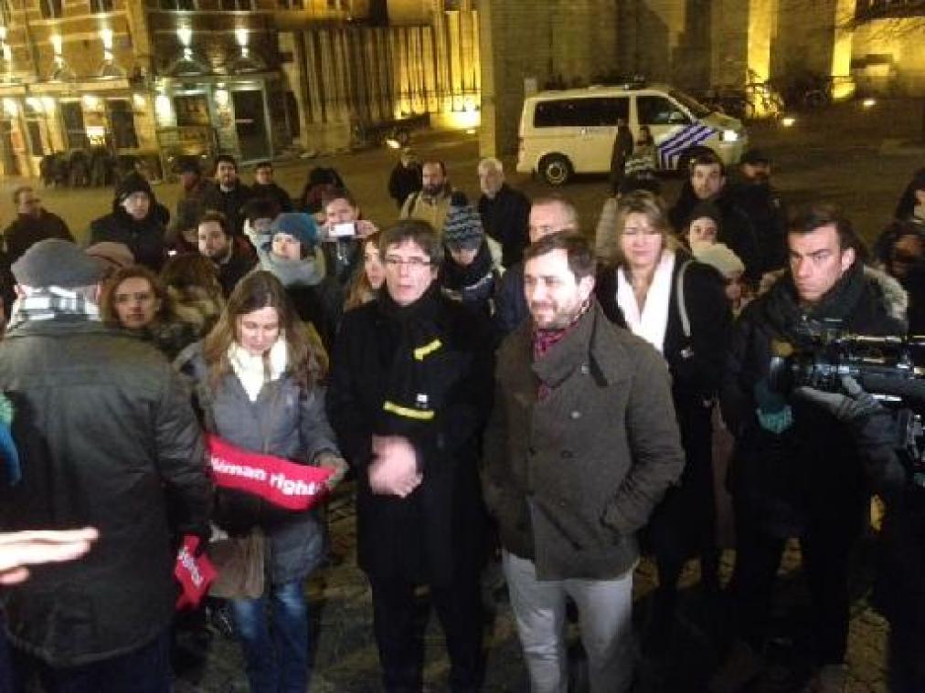 Puigdemont aanwezig op protestbijeenkomst in Leuven