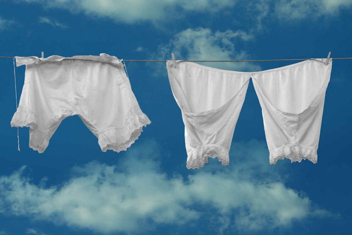 De onderbroek blaast 100 kaarsjes uit