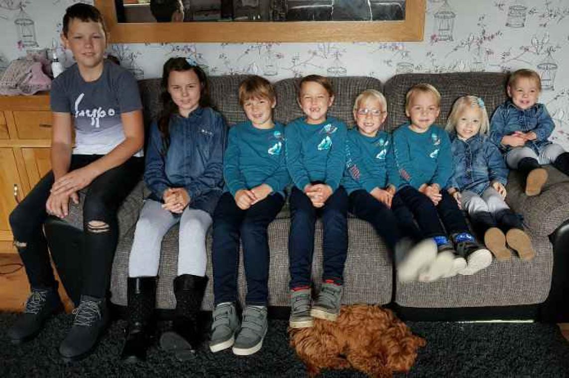 Twee zussen hebben zestien kinderen én krijgen er niet genoeg van