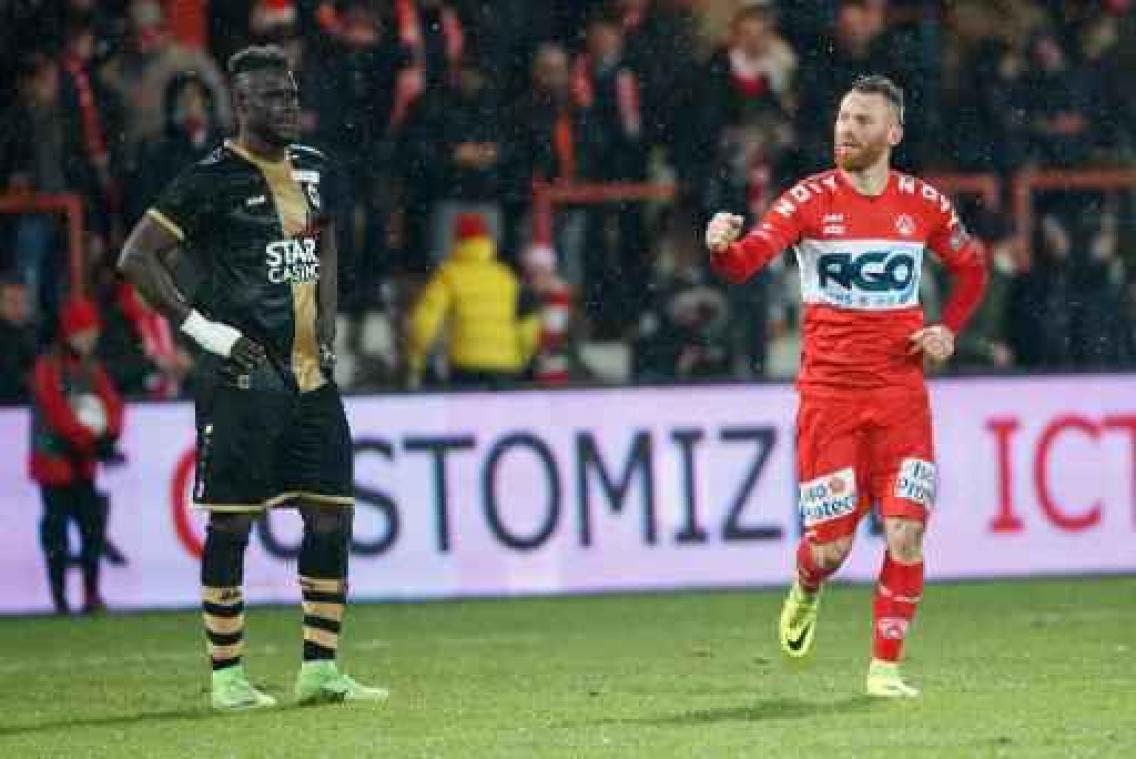 Jupiler Pro League - Play-off I stap dichterbij voor Kortrijk na 4-0 overwinning tegen Antwerp