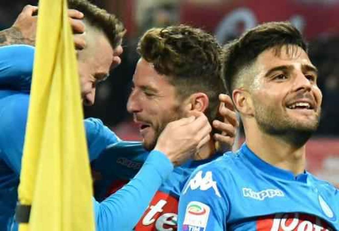 Belgen in het buitenland - Scorende Mertens zegeviert tegen Lazio Roma