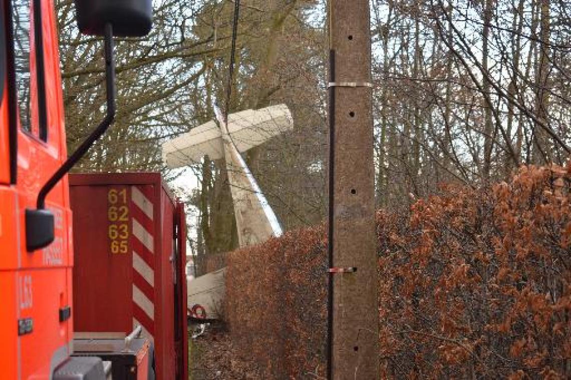 Buurtbewoners zagen sportvliegtuigje "rakelings over huizen vliegen" in Hasselt