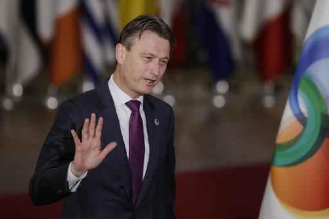 Nederlandse buitenlandminister Zijlstra stapt op na leugen
