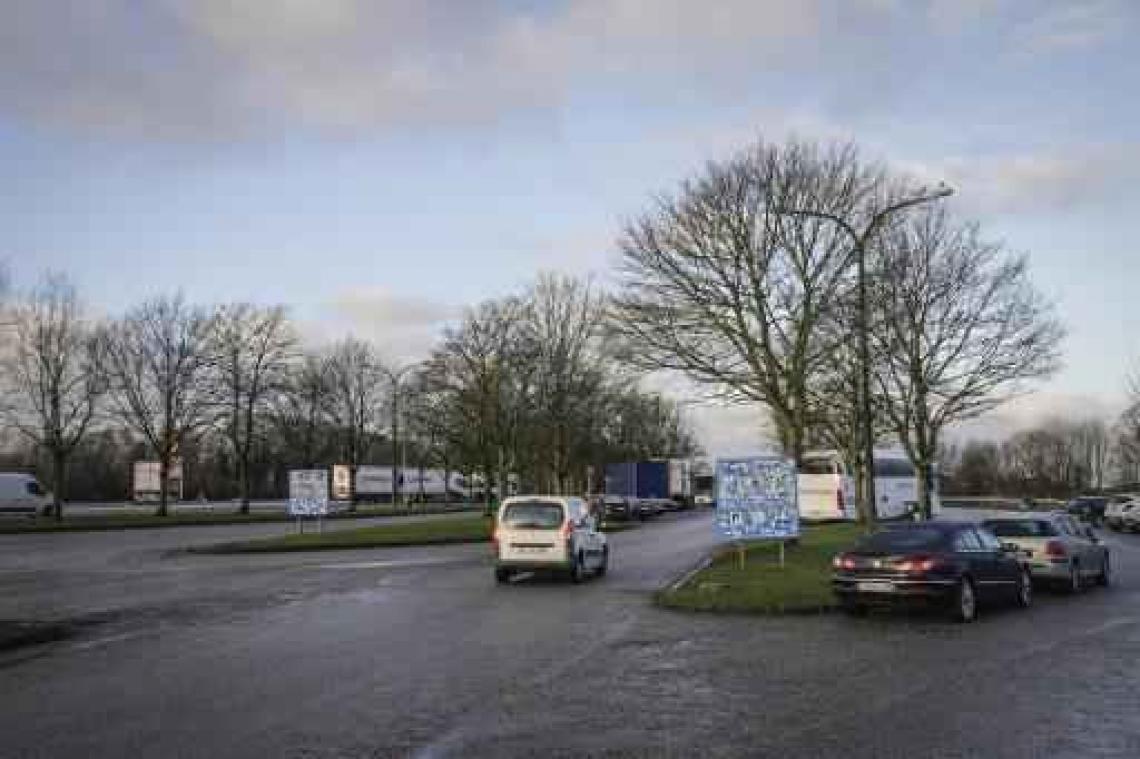 Privébewaking op snelwegparkings van start