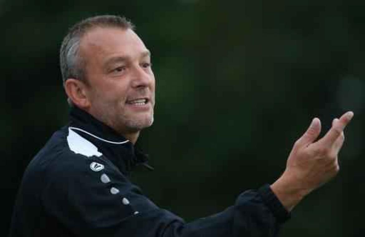 Frank Defays volgt Mircea Rednic op als trainer van Moeskroen