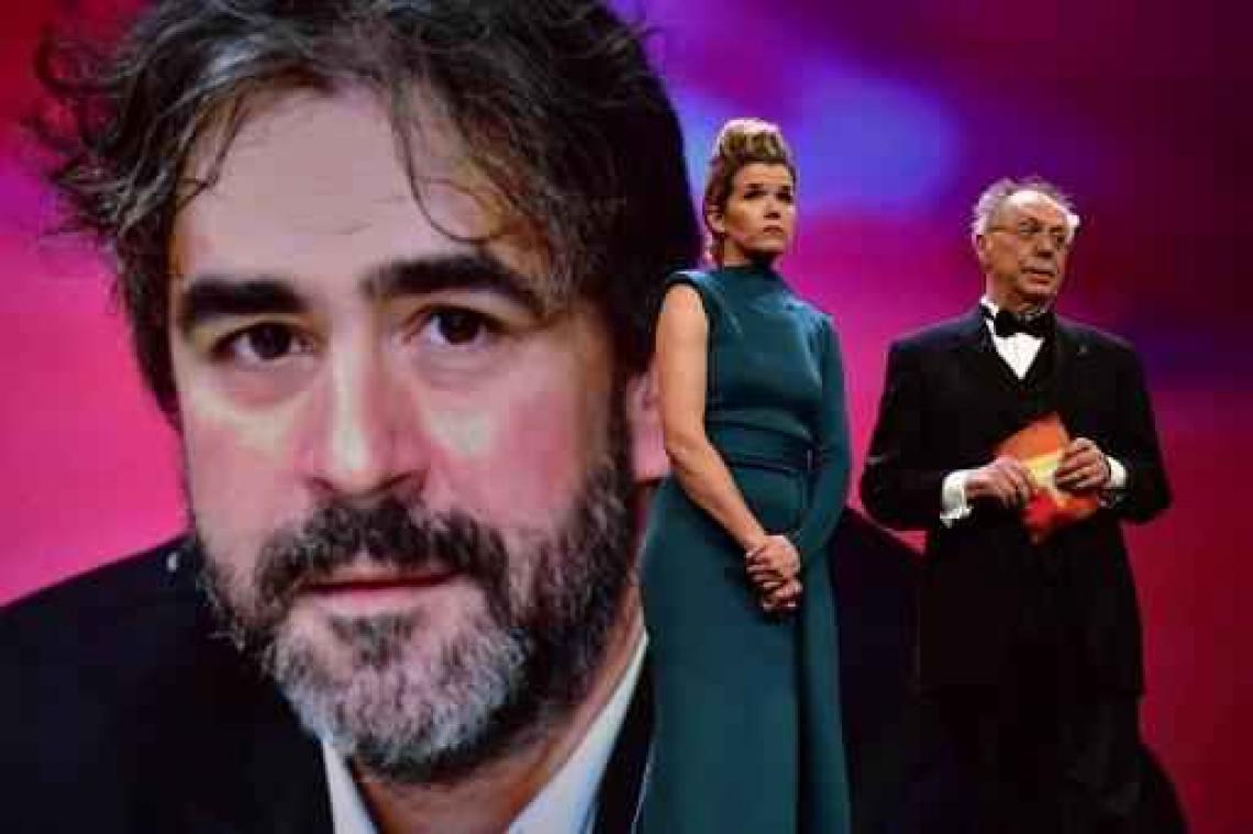 Turkije laat Duits-Turkse journalist na een jaar zonder aanklacht voorwaardelijk vrij