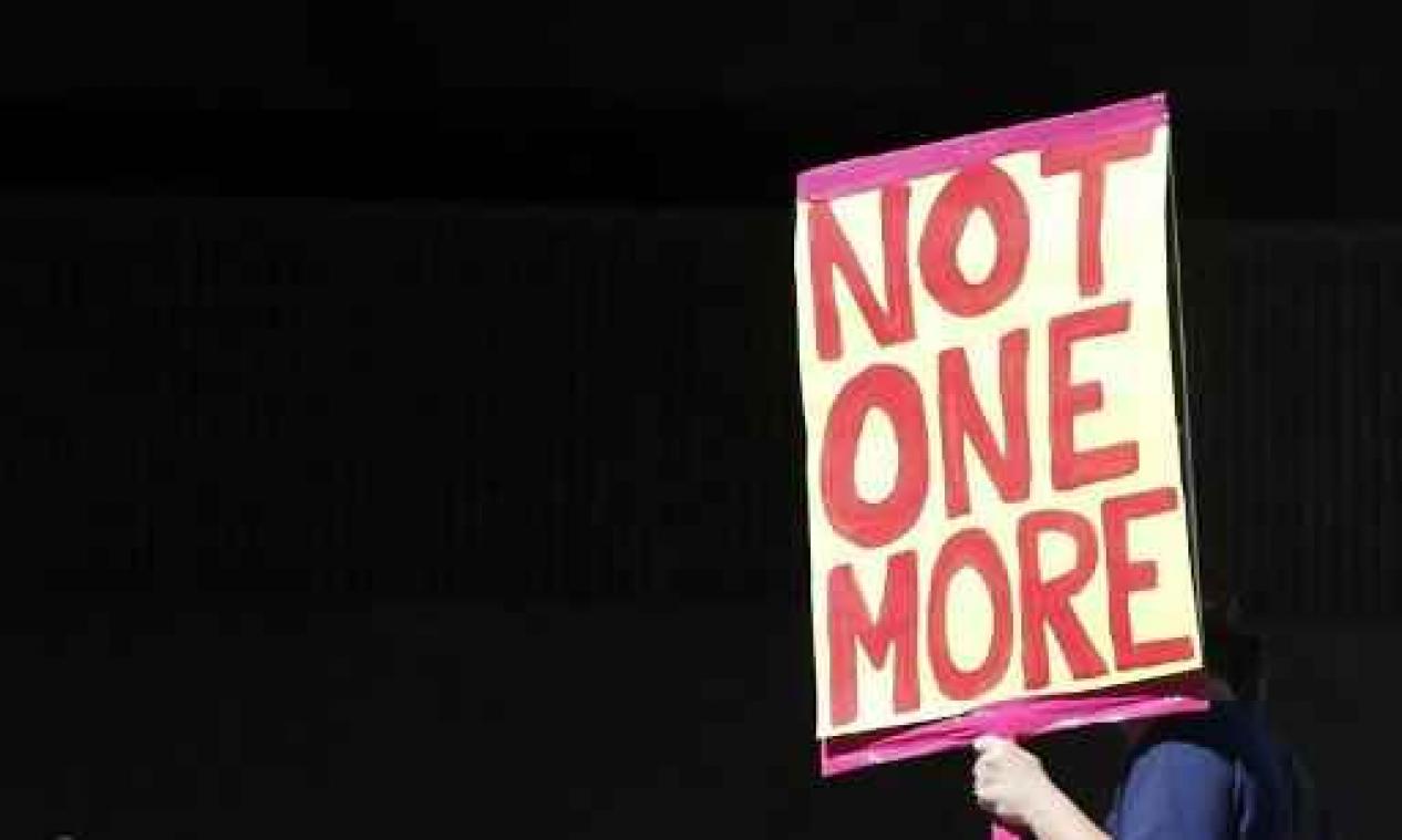 Schietpartij Florida - Boze scholieren vragen strengere wapenwet na bloedbad