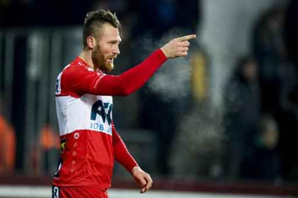 Jupiler Pro League - Zulte Waregem klopt Eupen na comeback, Kortrijk na zege tegen Lokeren in top zes