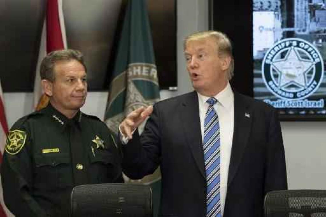 Schietpartij Florida - Trump legt link tussen schietpartij en Rusland-onderzoek