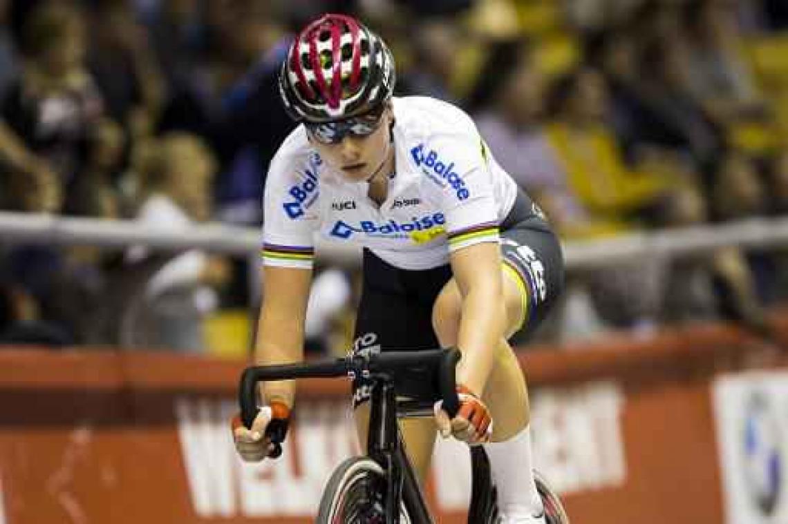 Lotte Kopecky is onzeker met elleboogblessure