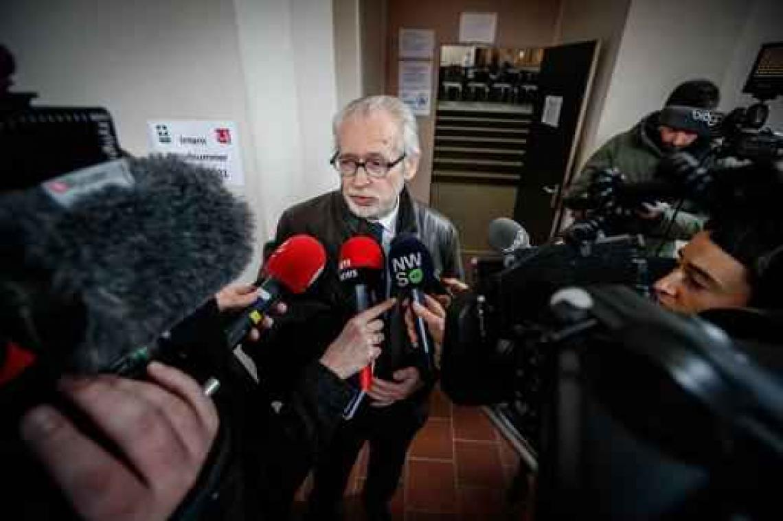 "Serry is de link tussen de gewone en de onderwereld"