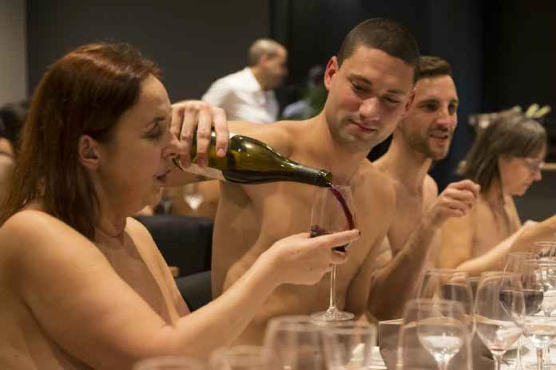 Naaktrestaurants veroveren de wereld