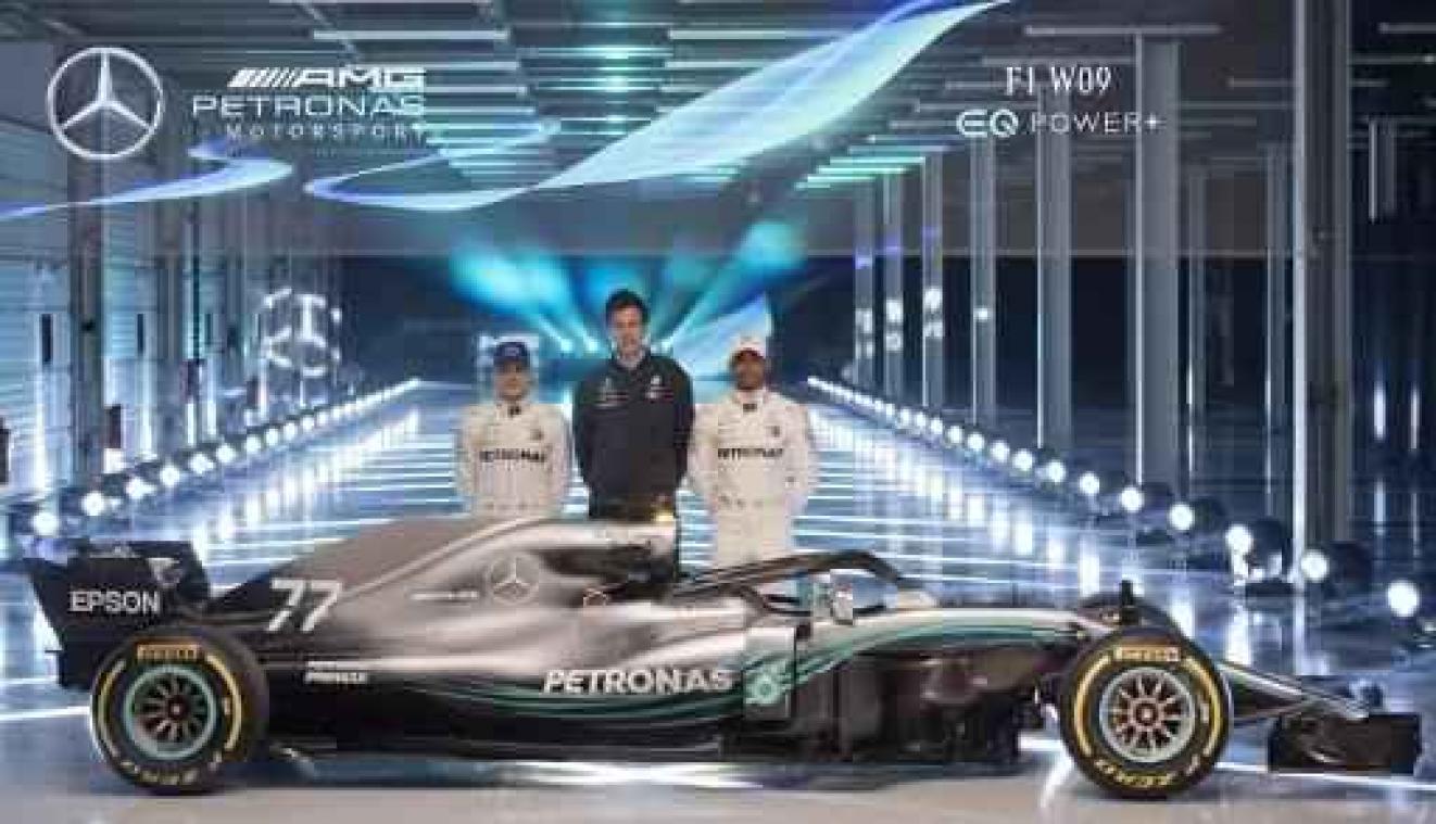 Mercedes presenteert bolide W09 voor nieuwe F1-seizoen
