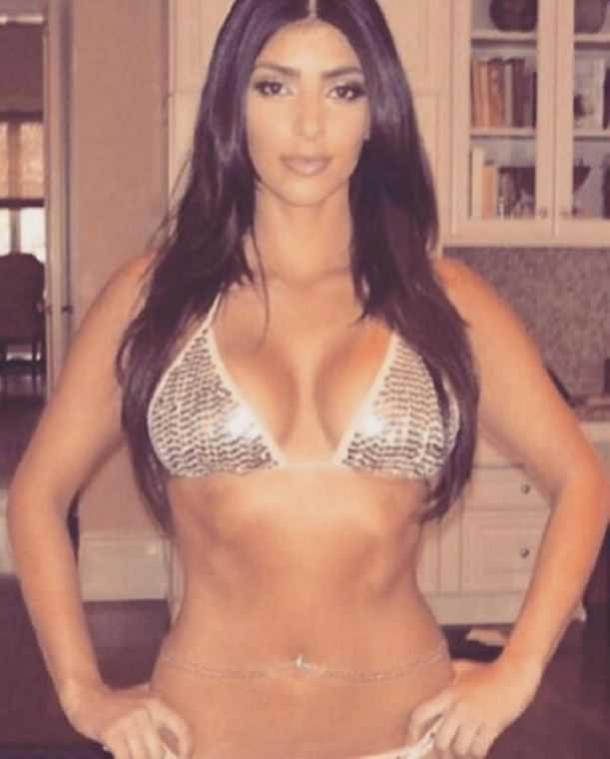 Kim Kardashian geeft dochter schuld van bikiniselfie