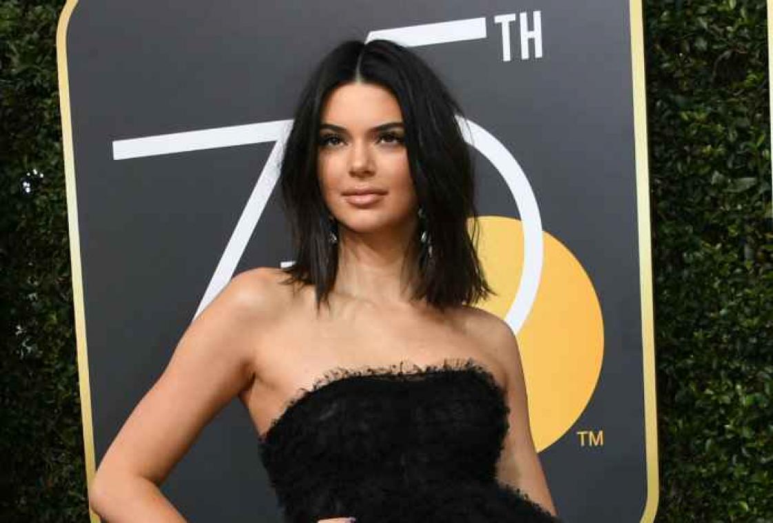 Kendall Jenner post naaktfoto, maar fans hebben meer oog voor haar tenen