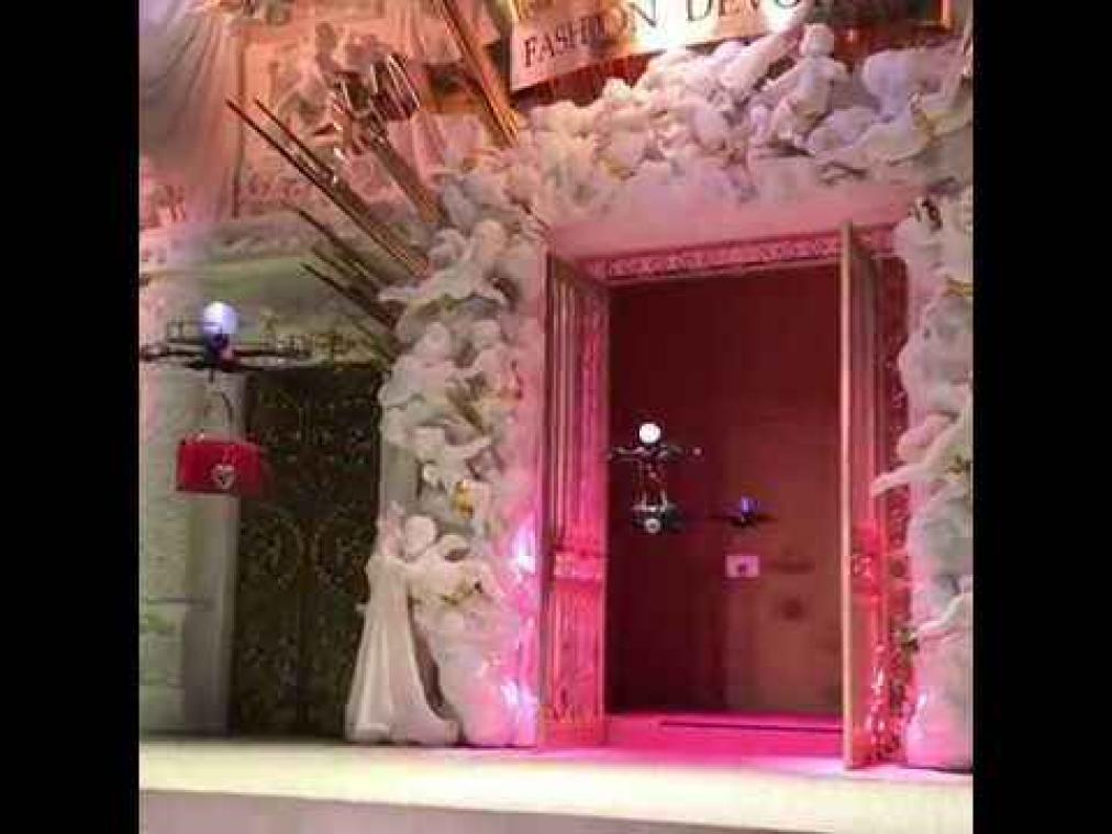 VIDEO. Drones stellen handtassen Dolce & Gabbana voor